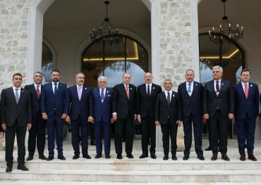 ECOSA Başkanı Yıldıray Gençer ve beraberindeki Heyet 17. Ekonomik İşbirliği Teşkilatı Liderler Zirvesine katıldı.